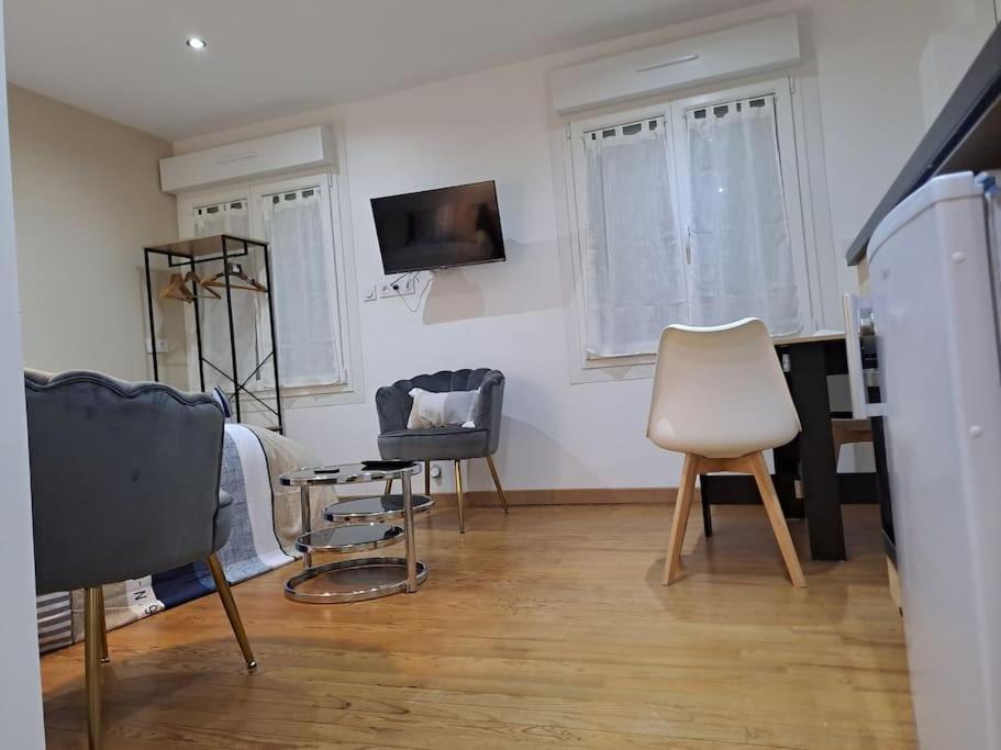 24H Course/Moto/ Oasis / Antares Apartment Le Mans Exterior photo